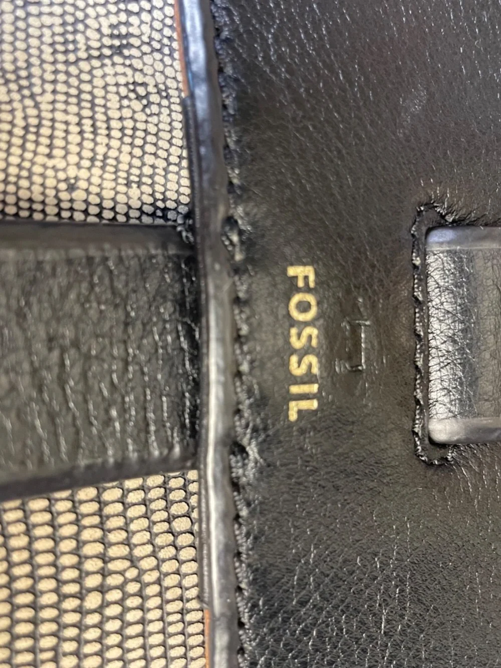 FOSSIL Kinley Pocket Crossbody Bag Leather Colorblock Brown Black Minimalist